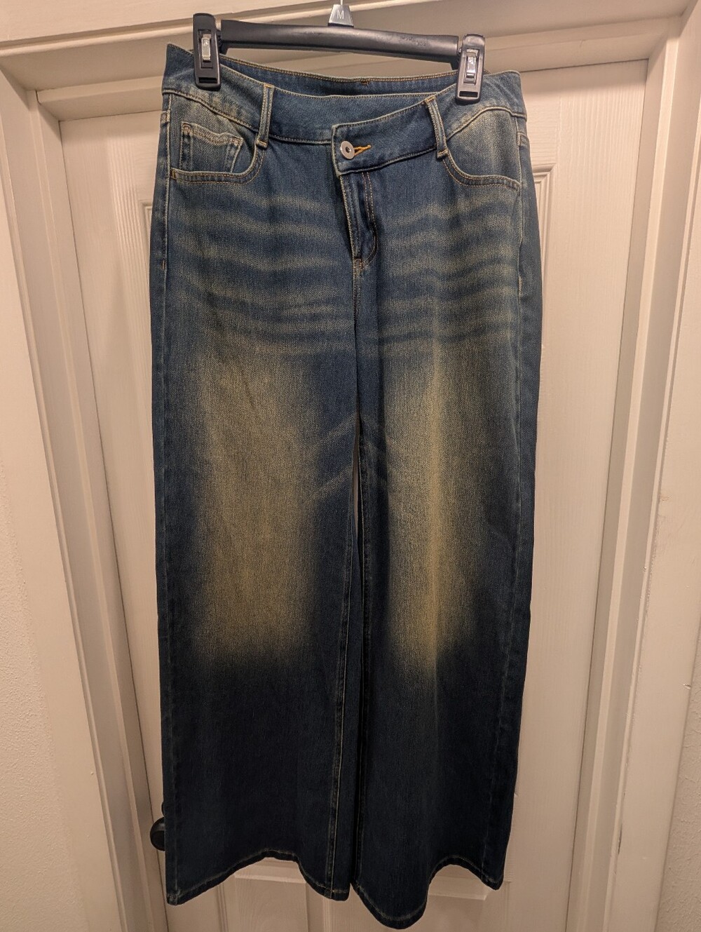 Halara Flex™ Asymmetric Low Rise Baggy Wide Leg Jeans Medium Tall NWT - Picture 4 of 9